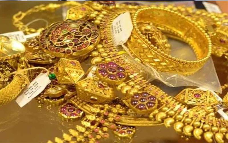 ایک روز کے وقفے کے بعد ملک میں سونے کی قیمت میں بڑی کمی ریکارڈ
