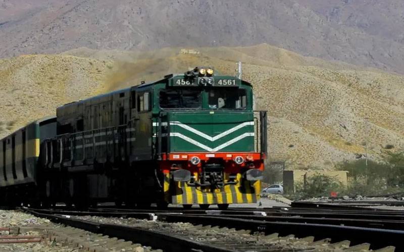 پاکستان کا ایران کے ساتھ جلد ریلوے روابط شروع کرنے کا اعلان 