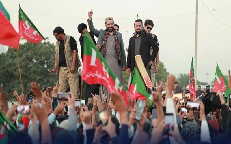  تحریک انصاف کا 2 مئی کو مینارِ پاکستان پر جلسے کا اعلان،درخواست جمع کرادی