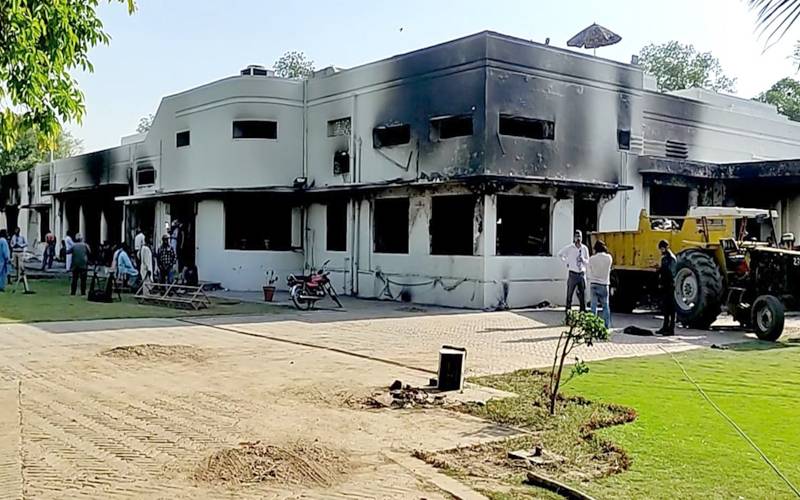 9 مئی مقدمات؛خدیجہ شاہ سمیت ملزمان کے ضامنوں کیخلاف کارروائی کا آغاز