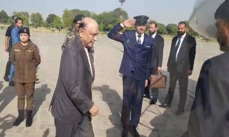 صدر مملکت آصف علی زرداری پانچ روزہ دورہ پر چائنہ روانہ