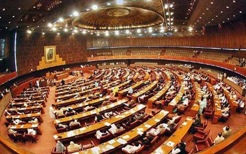 ملک میں ایچ آئی وی کے بڑھتے کیسز کا معاملہ پارلیمنٹ پہنچ گیا 