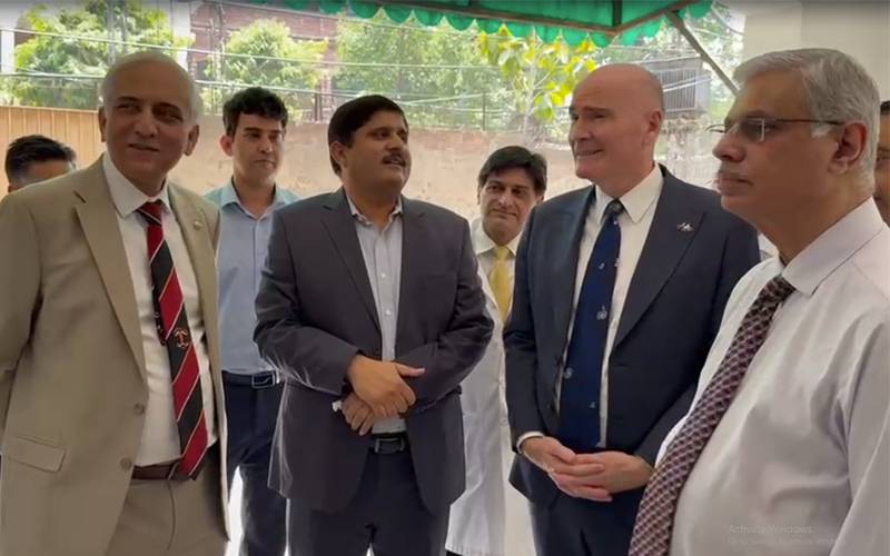 آسٹریلوی ہائی کمشنر کا میوہسپتال کا دورہ، طبی، تدریسی اور تربیتی سہولیات کا معائنہ