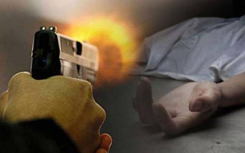 گوجرانوالہ، خاتون اور بچی کا قاتل گھر کا سربراہ نکلا،پڑوسی سمیت ساتھیوں کی فائرنگ سے ہلاک