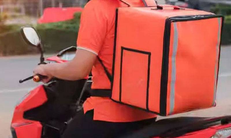 فیصل آباد میں پیزا ڈیلیوری بوائز جرائم پیشہ عناصر کے نشانے پر ا ٓگئے