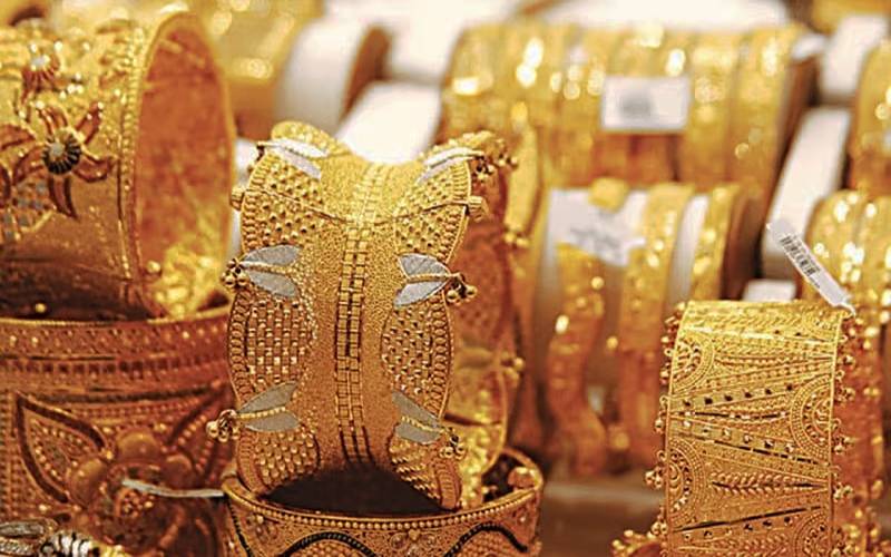  عوام کیلئے خوشخبری! سونے کی فی تولہ قیمت میں بڑی کمی