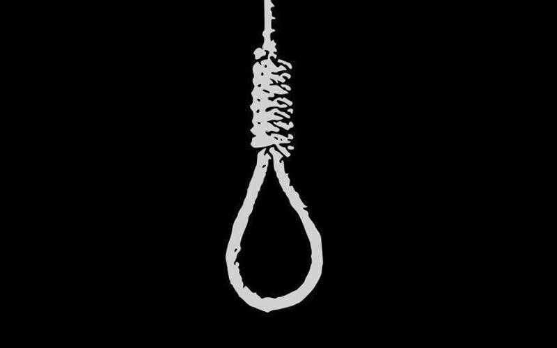 ملتان;خاتون نے3بچوں کو لٹکا کر خود بھی مبینہ طور پر خودکشی کرلی 