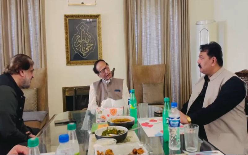 مسلم لیگ ق کےسربراہ سے پارٹی رہنماوں کی ملاقات،پارٹی تنظیموں کی کارکردگی سے آگاہ کیا