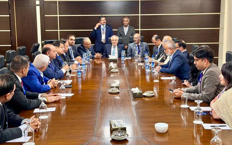  علاقائی روابط کے فروغ اور معاشی شراکت داری بڑھائیں، اسحاق ڈار کا سافا کو مشورہ