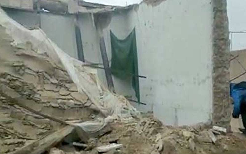 جیکب آباد: دیوار گرنے سے 3 لڑکے جاں بحق 