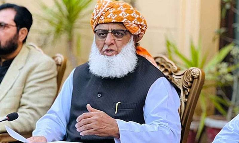 سربراہ مسلم لیگ فنکشنل پیر صاحب پگاڑا سے مولانا فضل الرحمان  کی راجہ ہائوس میں ملاقات 