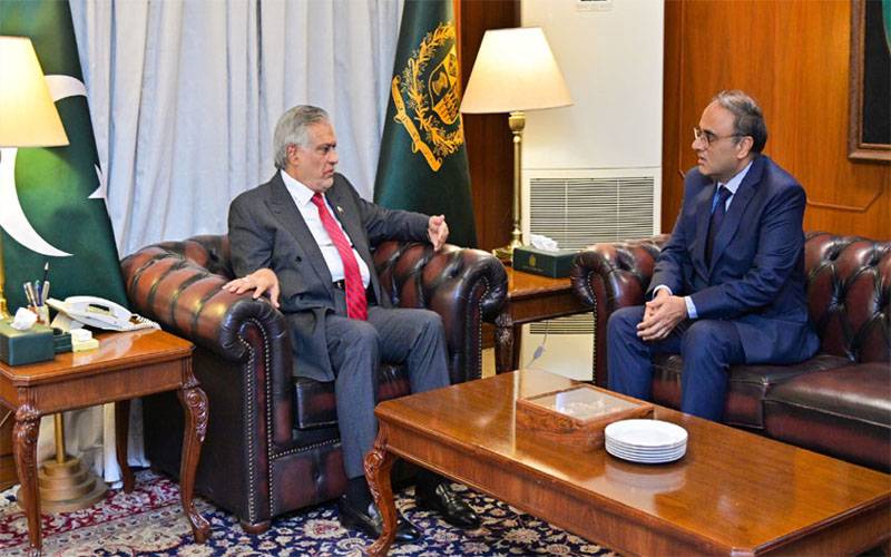 نائب وزیراعظم اسحاق ڈار سے ایران کیلئے نامزد سفیر عمران احمد  کی ملاقات 