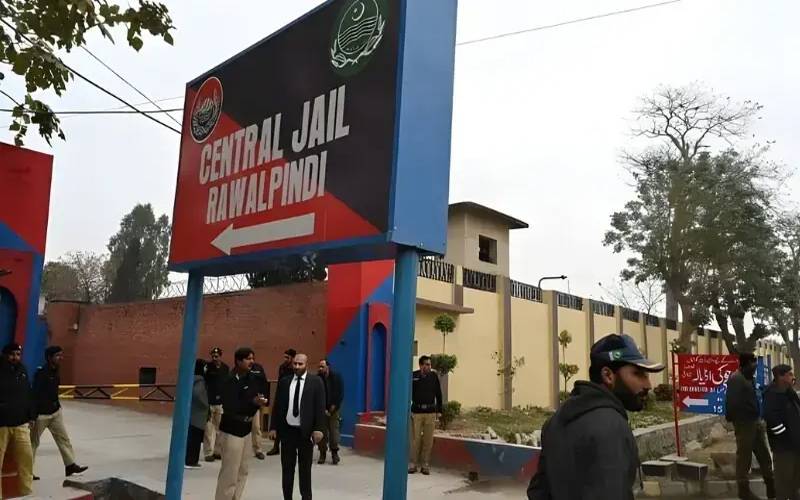 اڈیالہ جیل ریڈ زون قرار، راولپنڈی میں ہائی الرٹ