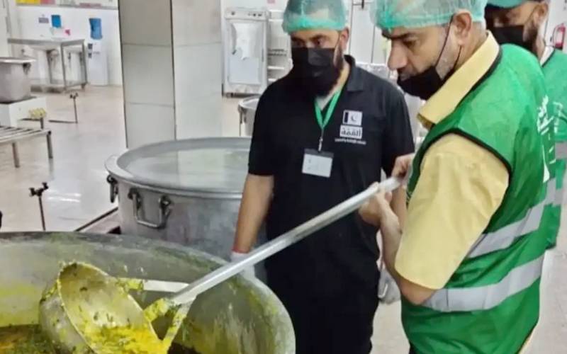پاکستانی عازمین حج کےکھانوں کامینیواوراخراجات کی تفصیل سامنے آگئی