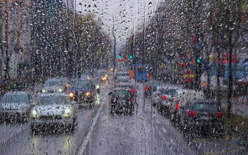 مختلف علاقوں میں گرج چمک کے ساتھ بارش اور ژالہ باری کی پیشگوئی