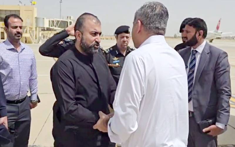 وزیر داخلہ محسن نقوی کوئٹہ پہنچ گئے، دھماکے کی ابتدائی رپورٹ پیش 