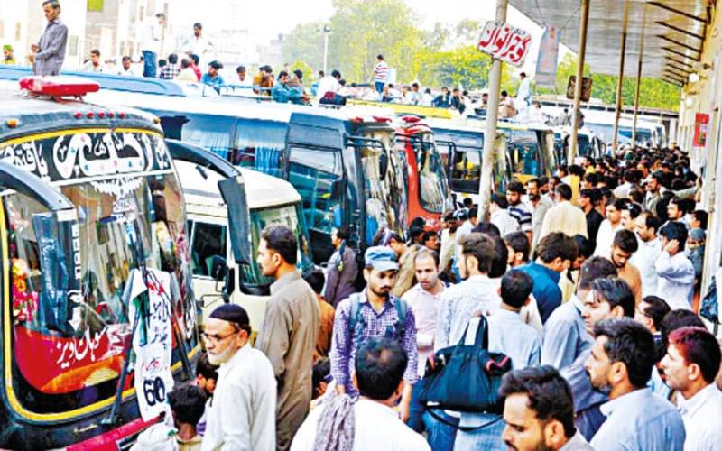 عیدالاضحیٰ پر پردیسیوں کا ٹرانسپورٹ اڈوں پر شدید رش