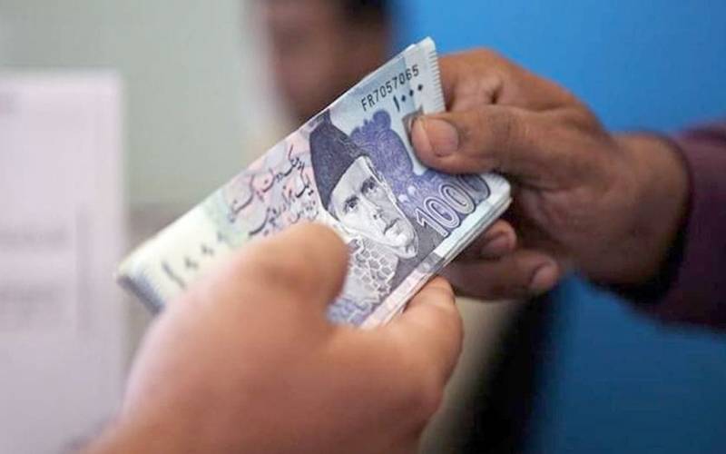 آئندہ بجٹ میں تنخواہ دار طبقے کے لیے ٹیکس کم کرنے کی تجویز