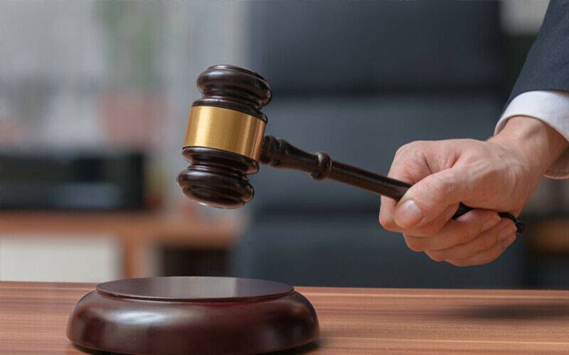 فیصل آباد:سیشن کورٹ پیشی پر آئے دو گروپوں میں تصادم،فائرنگ سے 2افراد زخمی