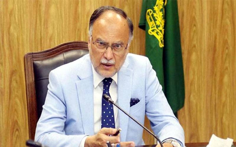 وفاقی حکومت کے محدود وسائل ، بجٹ کا بڑا حصہ قرضوں کی ادائیگی پر خرچ ہو رہا ہے:احسن اقبال