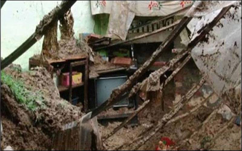 جڑانوالہ: زیرِ تعمیر مکان کی چھت گرنے سے 3افراد جاں بحق