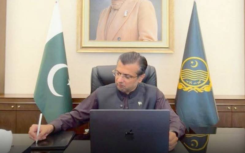  طلبہ کومصنوعی ذہانت پر مبنی تعلیمی سہولیات فراہم کی جائیں گی؛علی ڈار