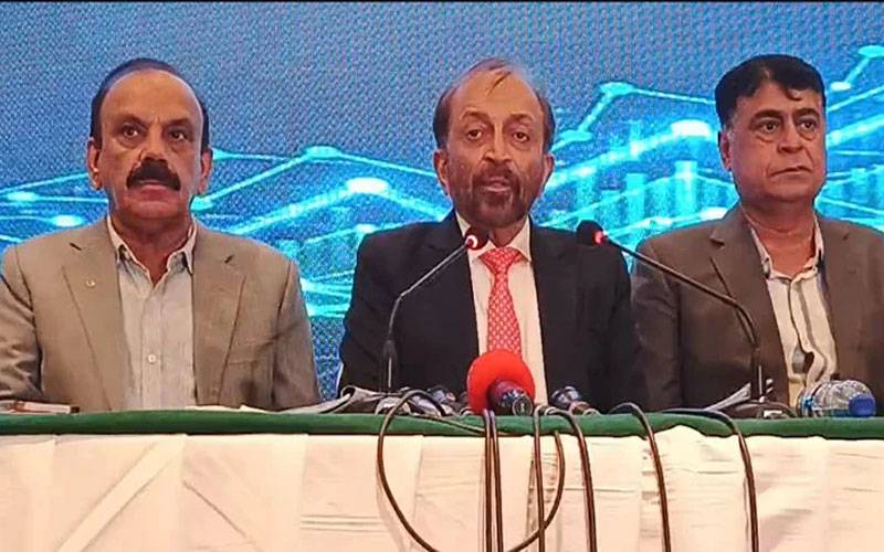 فاروق ستار نے ایم کیو ایم کا وفاقی شیڈو بجٹ پیش کردیا