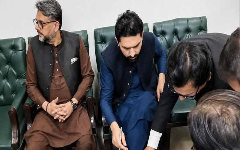 بانی پی ٹی آئی سے ملاقات کیلئے سہیل آفریدی اور مزمل اسلم کا عدالت سے رجوع