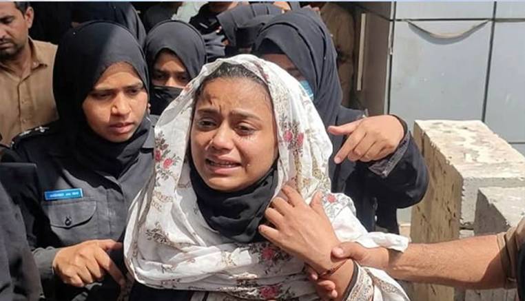  کوکین کیس: پنکی کو لاہور لانے کی اجازت مل گئی