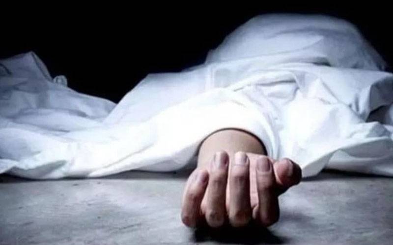  لاہور میں نامعلوم شخص کی درخت سے لٹکی لاش مل گئی