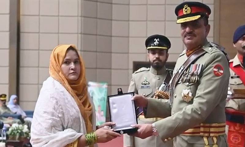  پاک فوج کے شہداء اور غازیوں کی عظیم قربانیوں اور خدمات کو خراجِ تحسین 