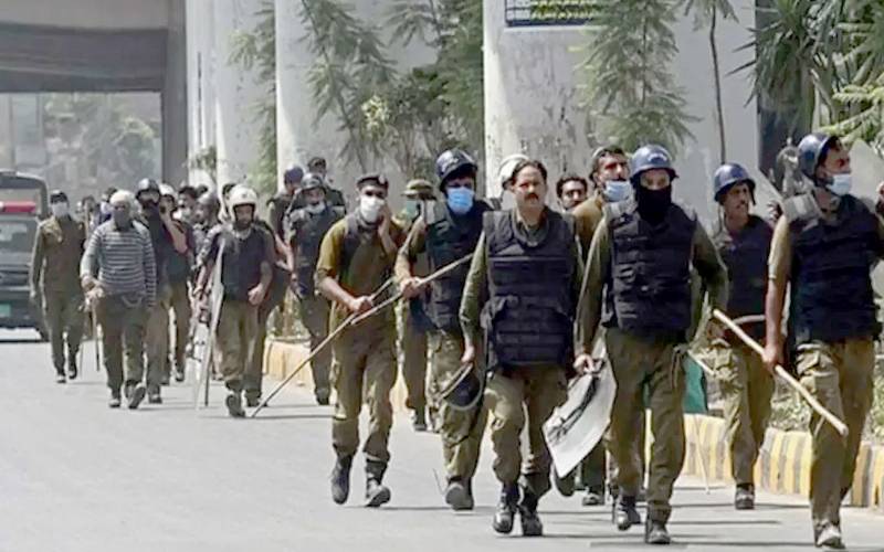  پنجاب بھر میں دفعہ 144 نافذ،ڈبل سواری پر بھی پابندی