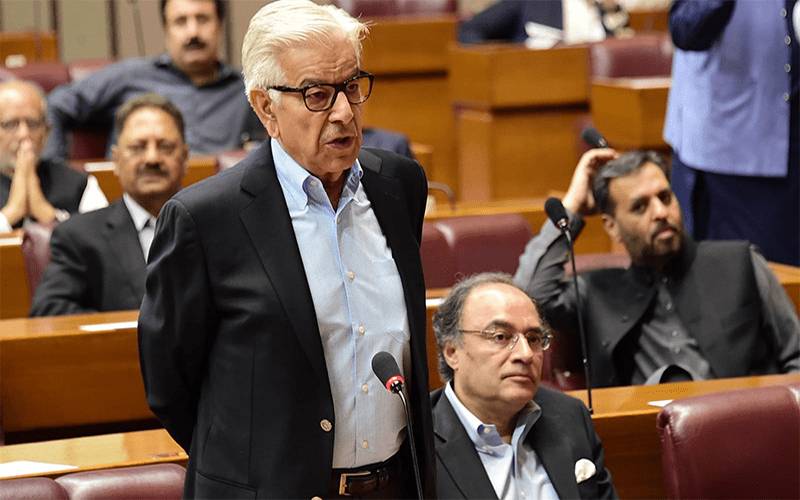بانی پی ٹی آئی قانونی عمل کے تحت جیل میں ہیں، پرتشدد احتجاج کا جواز نہیں بنتا:خواجہ آصف