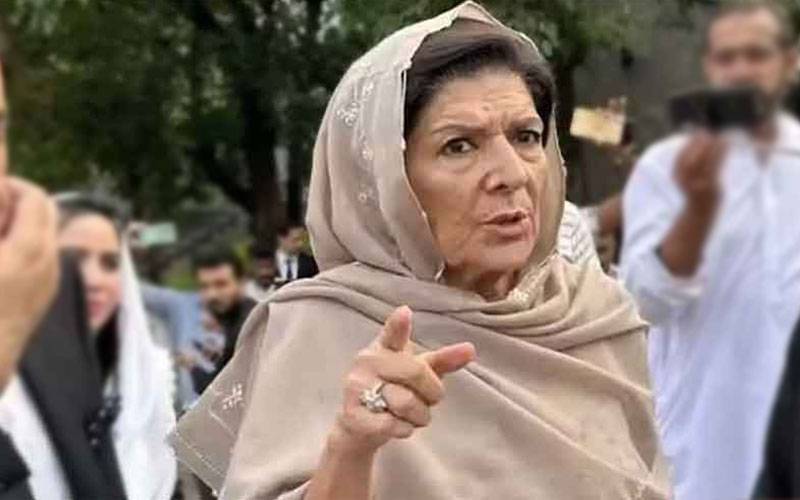  بانی کی رہائی کیلئے پی ٹی آئی میں مداخلت کرنا پڑی تو کریں گے، علیمہ خان 