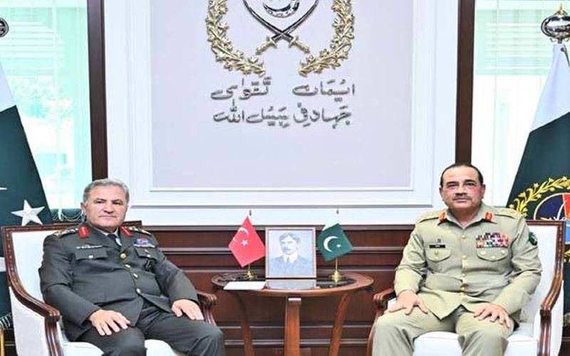فیلڈ مارشل عاصم منیر سے ترک فوج کے کمانڈر جنرل میتن توکیل کی ملاقات