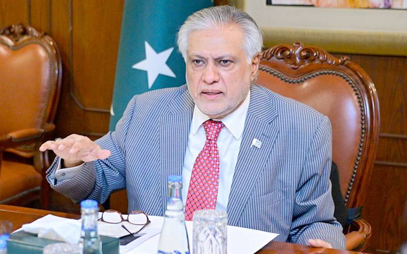 نائب وزیراعظم اسحاق ڈار کا سوئٹزرلینڈ کا 3 روزہ دورہ متوقع