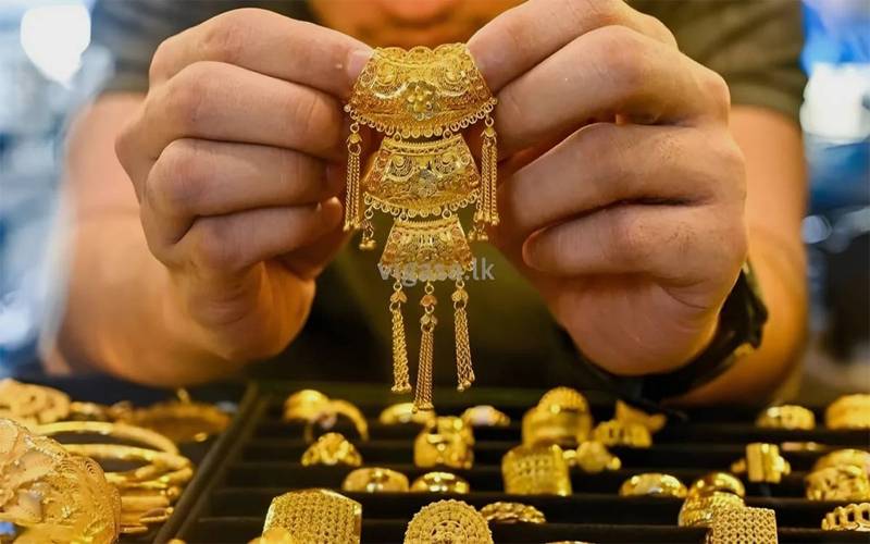  سونے کی فی تولہ قیمت میں بڑا اضافہ، چاندی کے ریٹ بھی بڑھ گئے