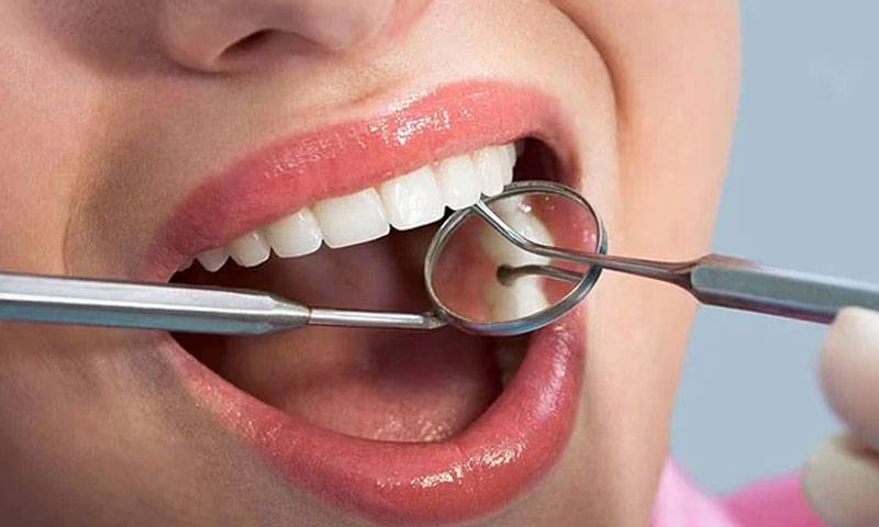  کم کیلوریز والی غذا مسوڑھوں کی بیماری میں کمی لانے میں مددگار 