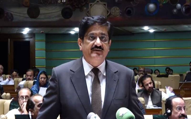  پانی اور سڑکیں پہلی ترجیح؛ مراد علی شاہ نے کراچی کے لئے 816 ترقیاتی منصوبے بجٹ میں پیش کر دیئے