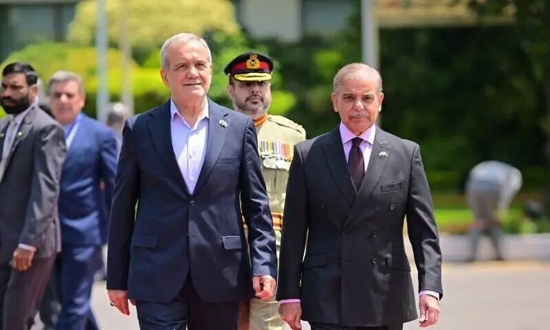 پاکستان ایران کی مکمل حمایت جاری رکھے گا؛وزیراعظم کی ایرانی صدر سے گفتگو