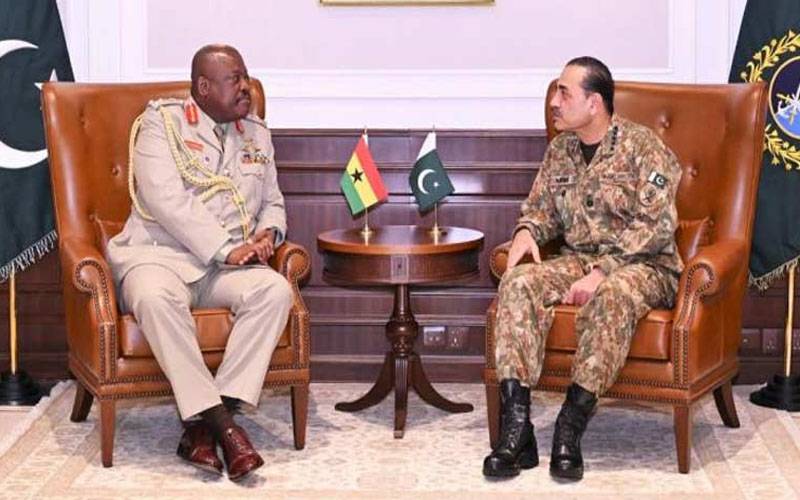فیلڈ مارشل عاصم منیر سے گھانا کے چیف آف ڈیفنس سٹاف کی ملاقات  ، دوطرفہ دفاعی تعاون پر تبادلہ خیال