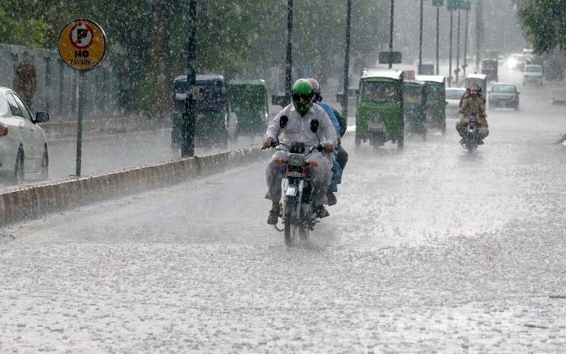  طوفانی بارش، حادثات میں 10 افراد جاں بحق، متعدد زخمی،الرٹ جاری