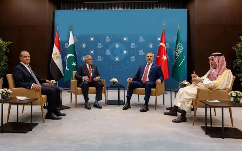 ایران امریکہ تنازعہ کا حل؛ پاکستان اور تین مسلم ملکوں کے وزرا خارجہ کا اجلاس آج مصر میں ہوگا