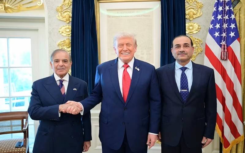 پاکستان نے ایران سے ڈیل میں بہت مدد کی،امریکی صدرٹرمپ کی ایک بار پھر وزیراعظم اور فیلڈ مارشل عاصم منیر کی تعریف  