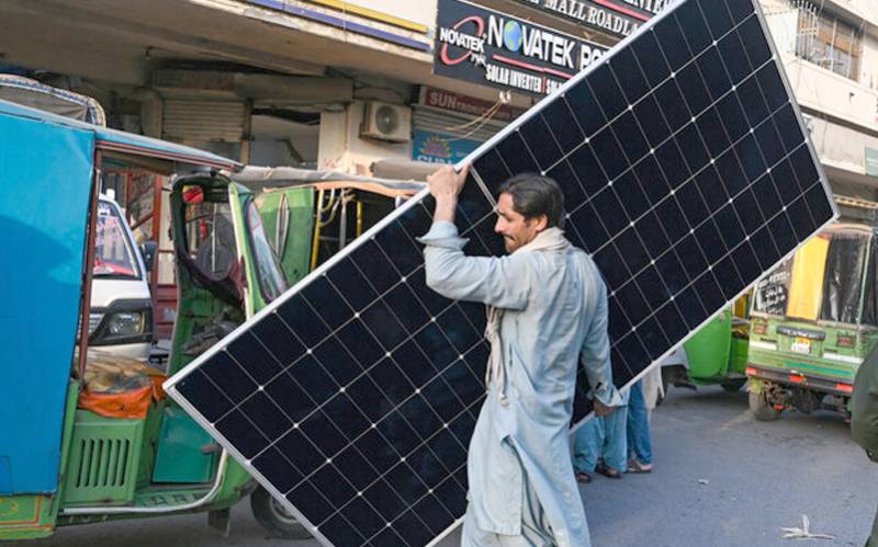 سولر پلیٹس کی قیمتوں میں مزید کمی متوقع