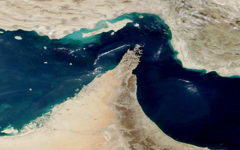 آبنائے ہرمز میں عارضی بحری راہداری ، جہازوں کیلئے پیشگی رابطہ لازمی قرار
