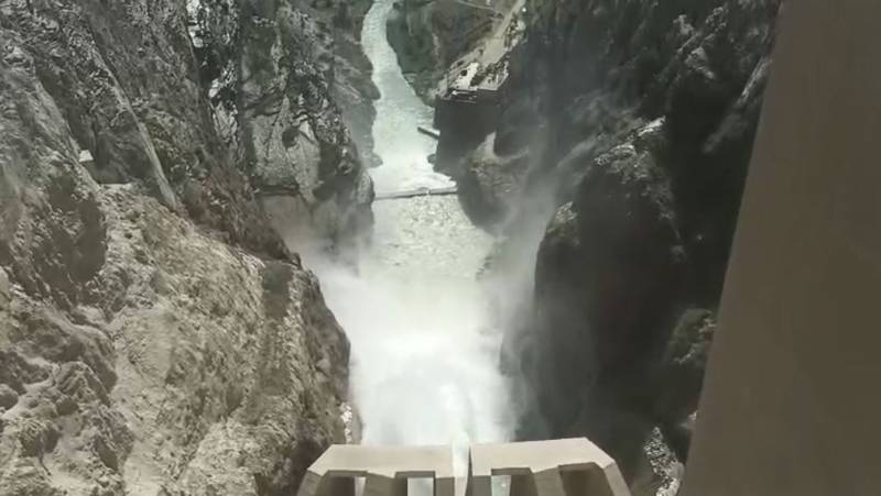 آٹھ سال سے بند پڑاگومل زام بجلی گھر کا خراب یونٹ80 روز میں چل گیا