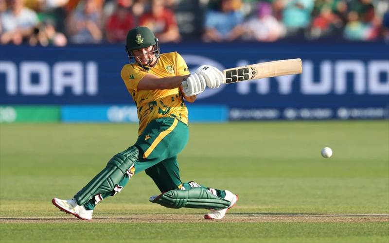 ویمنز T20 ورلڈ کپ: جنوبی افریقہ نے نیدرلینڈز کو ہرا کر سیمی فائنل کی دوڑ دلچسپ بنا دی
