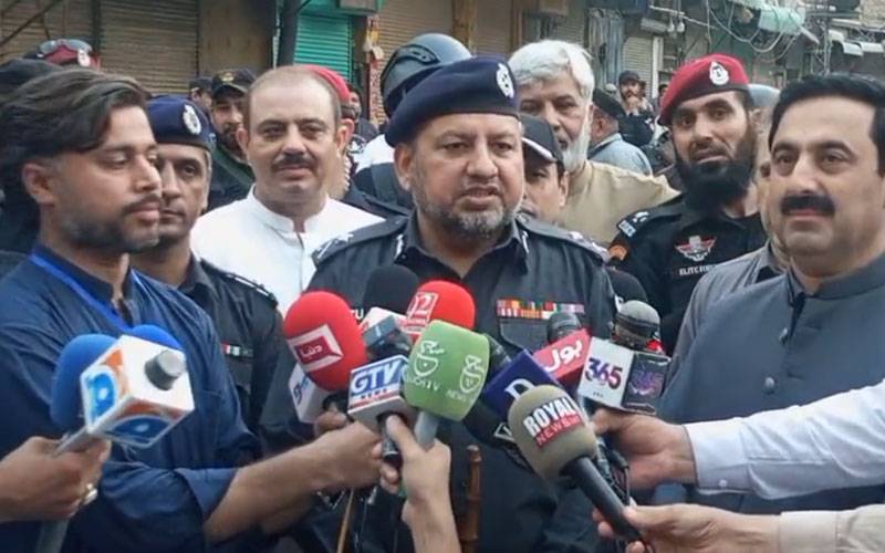  خیبر پختونخوا میں عاشور کا دن امن کے ساتھ ڈھل گیا، چیف سیکرٹری اور آئی جی کی میڈیا سے گفتگو 