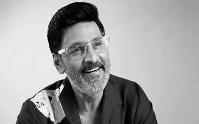 بھارتی فلم انڈسٹری کے لیجنڈری فلم ساز 73 برس کی عمر میں انتقال کرگئے 